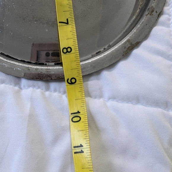 Le Creuset stainless steel 9 inch replacement lid.  GUC. 7.5 inch inside. th - Picture 3 of 7